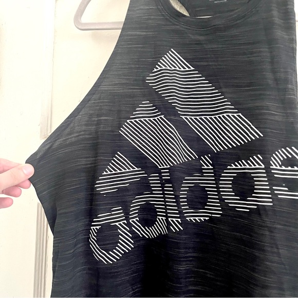 nwot! • ADIDAS • black & gray razorback lightweight athletic tank top - Picture 5 of 10